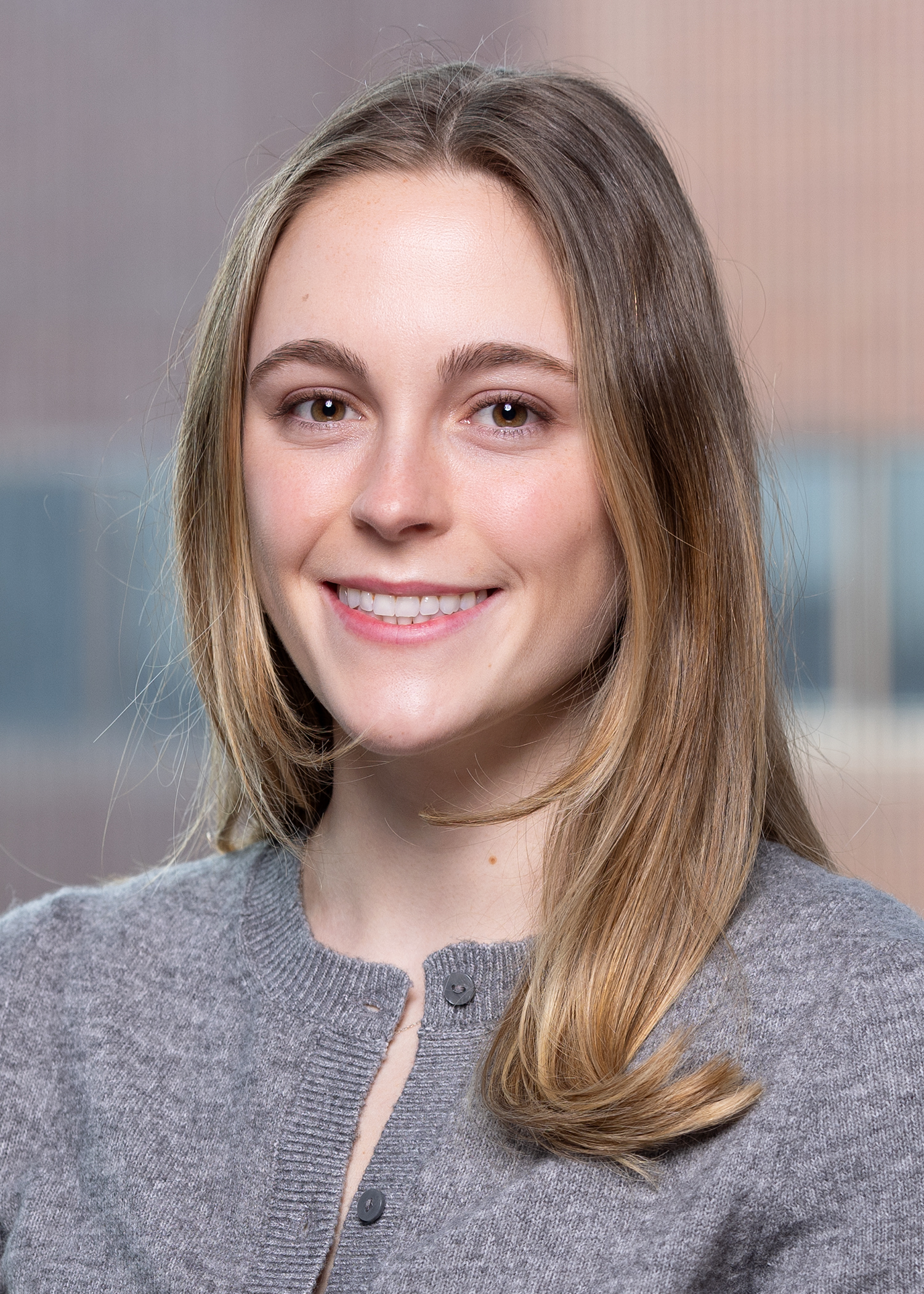 Madeline Wallace headshot