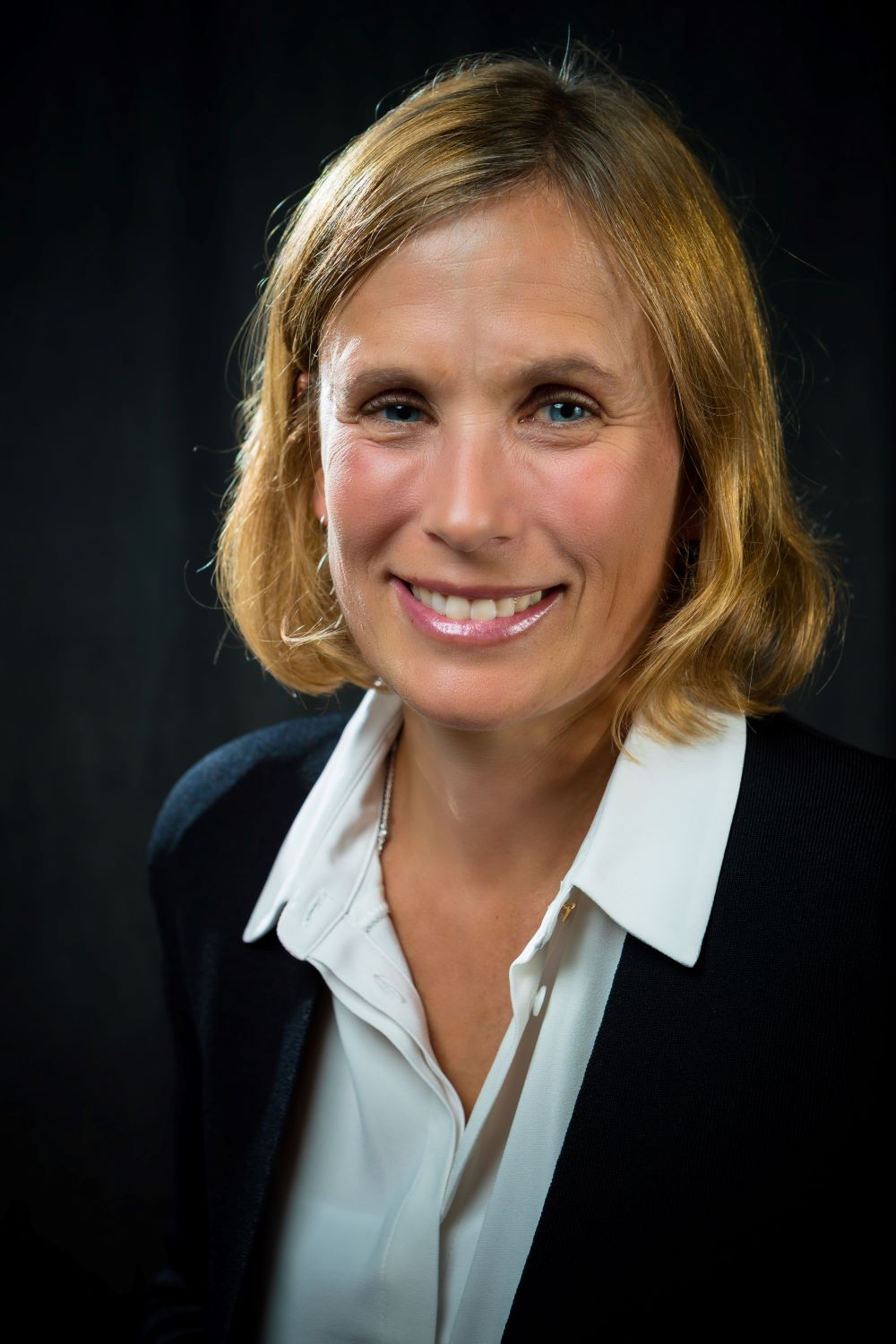 92570658_gk4i0053-lightretouch (1)