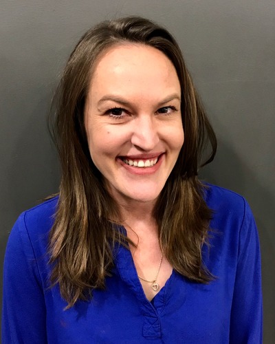 Rebecca Speer headshot