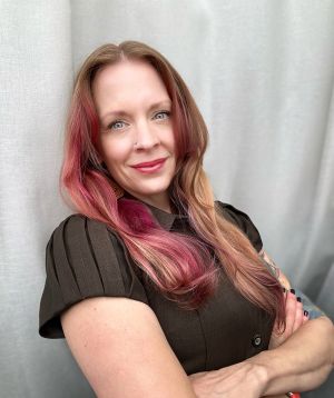 Sarah Leslie Headshot